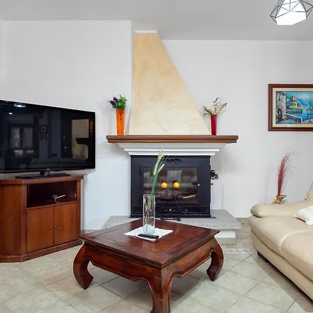 Valeryhouse Apartment Olbia